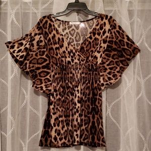 Leopard knit top
